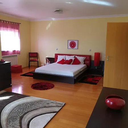 Suites Milharica Privatunterkunft